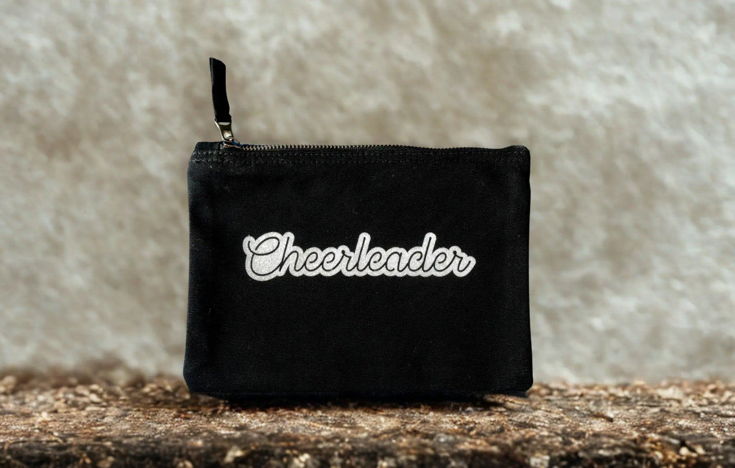 Kosmetiktäschchen "Cheerleader" – Schwarz mit Glitzerschrift in Weiß CHEER addicted!